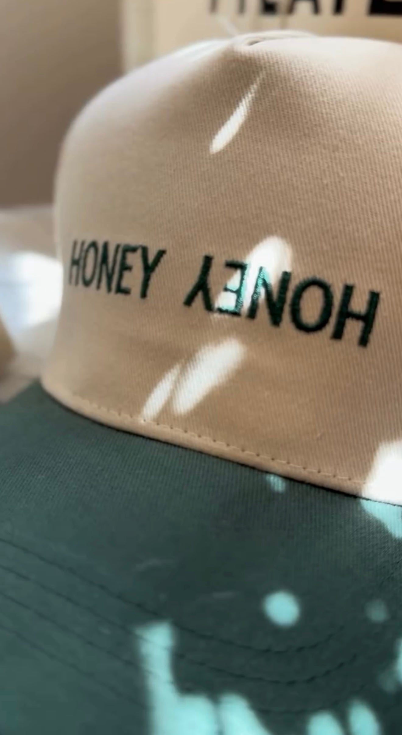 Honey Luxury Trucker